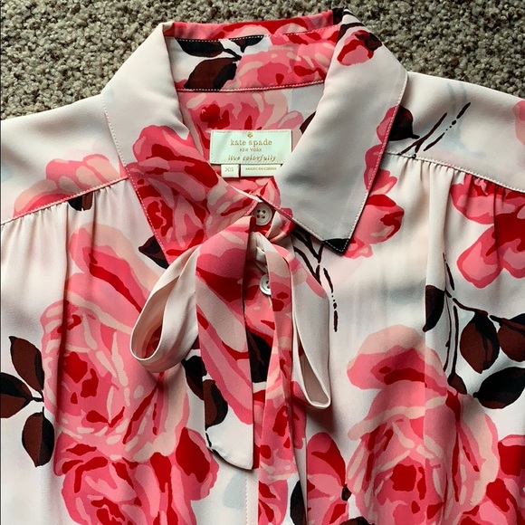 🎉HP🎉 Kate Spade Rambling Roses tie neck top - Picture 5 of 5